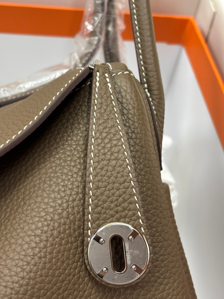 （Physical picture）Hermes Lindy26