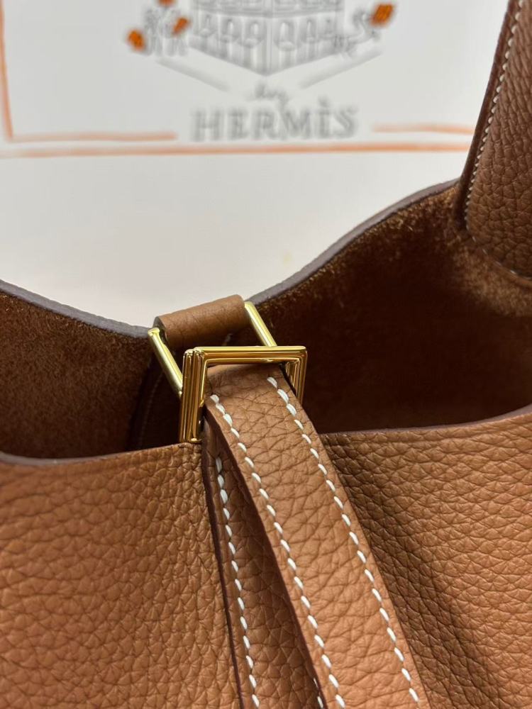 （Physical picture）Hermes picotin 18