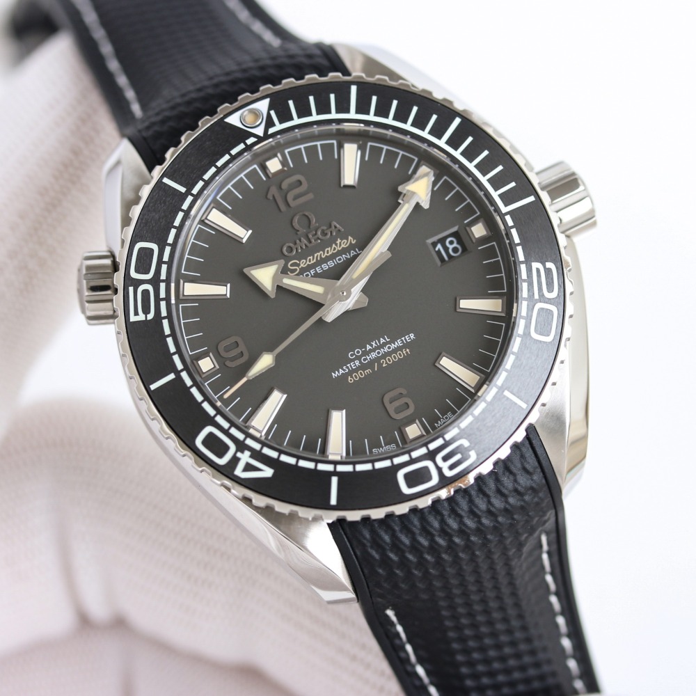 OMEGA Seamaster Automatic Watch