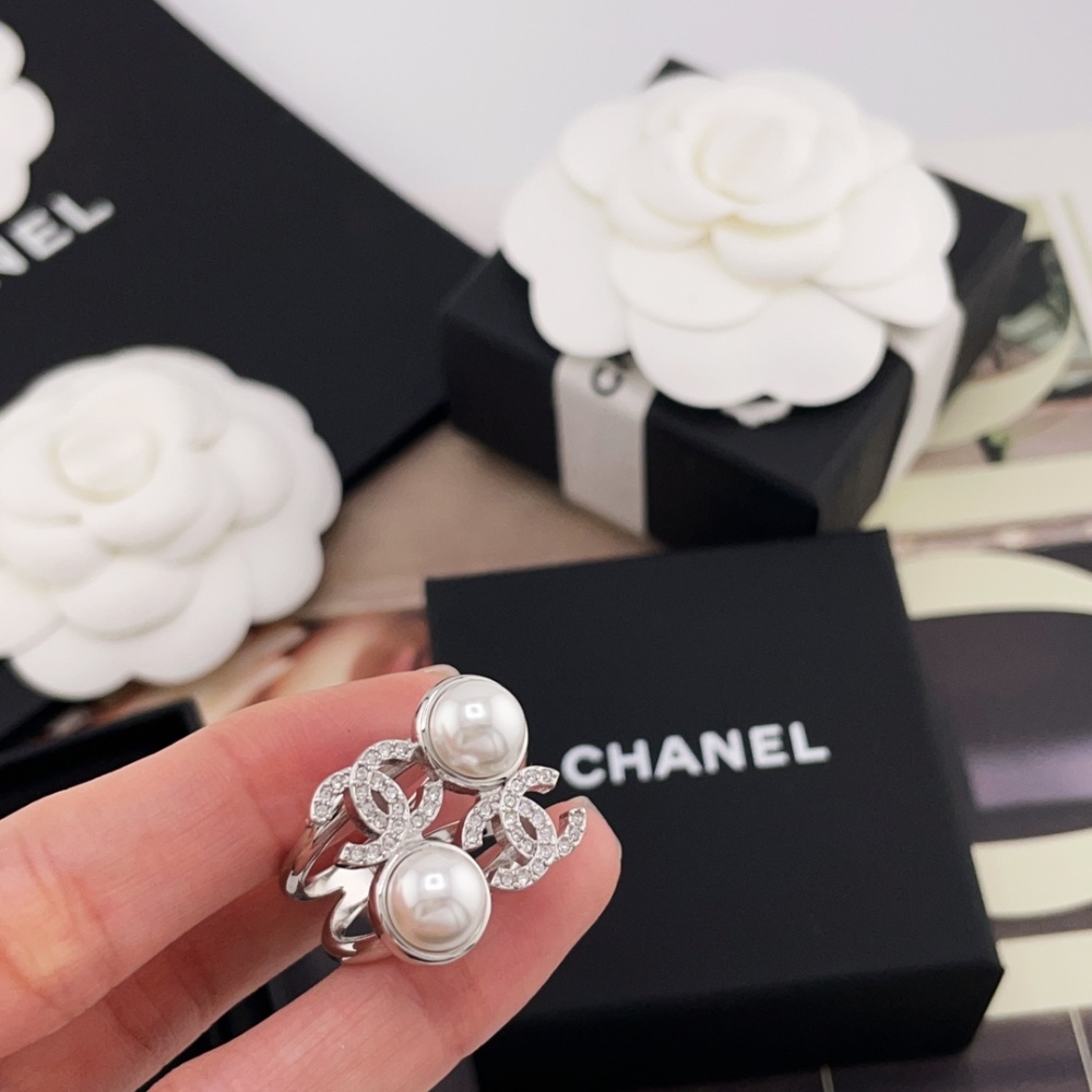 Chanel Ring
