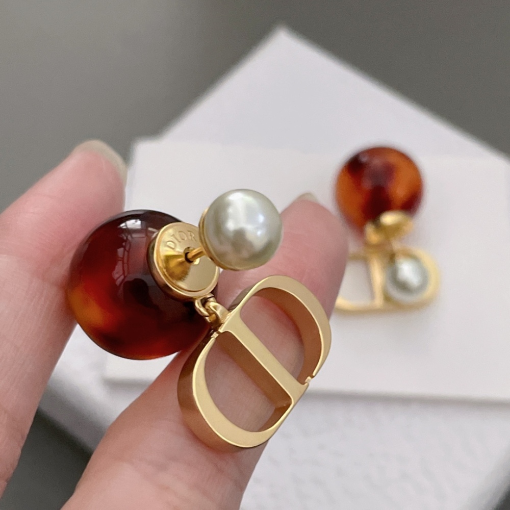 Dior Earring