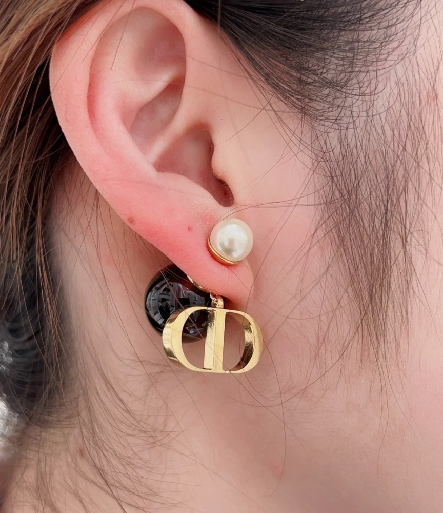 Dior Earring