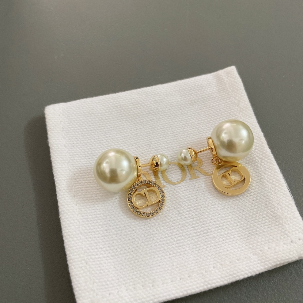 Dior Earring