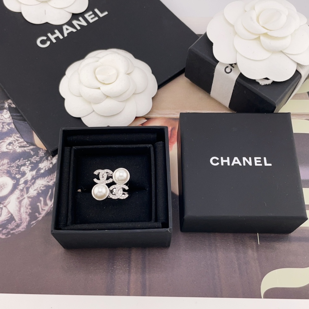 Chanel Ring