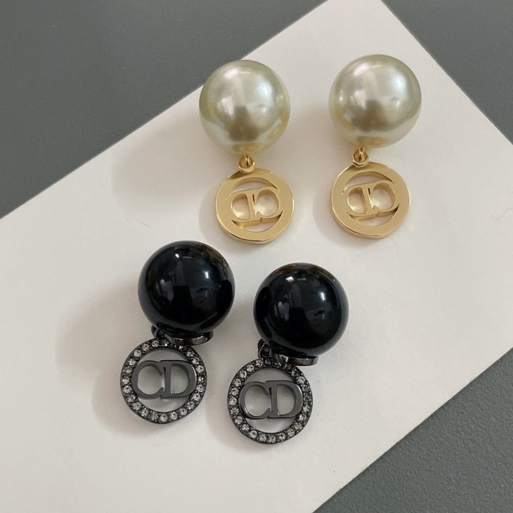 Dior Earring