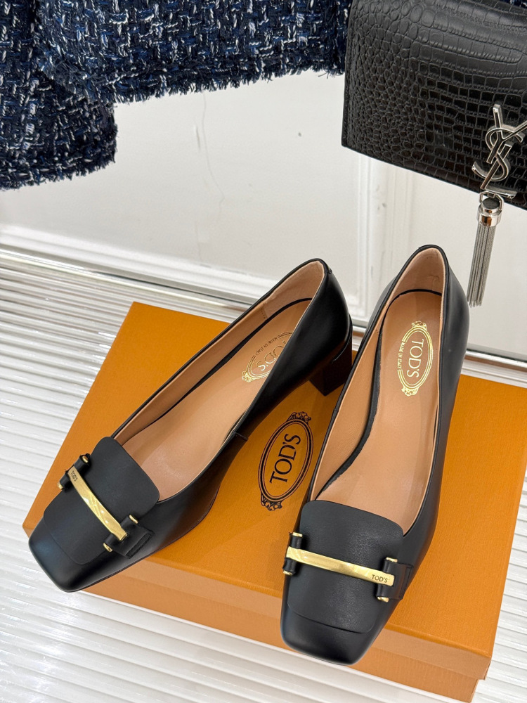 Tod's heels