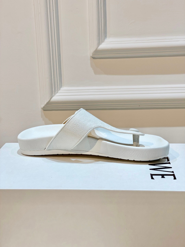 Loewe leather slipper