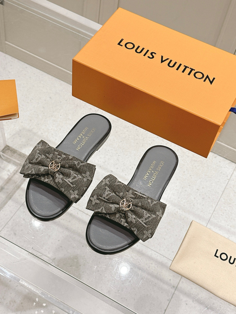 LV slipper
