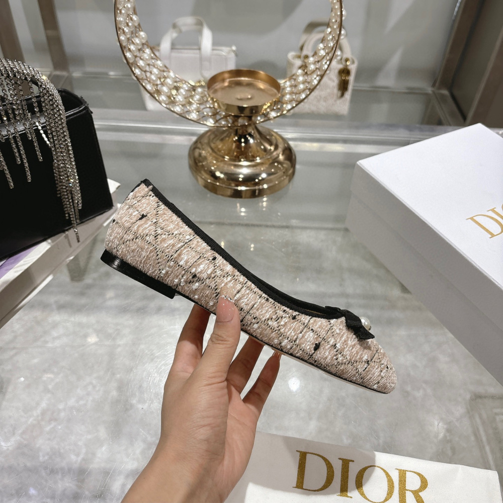 Dior flats