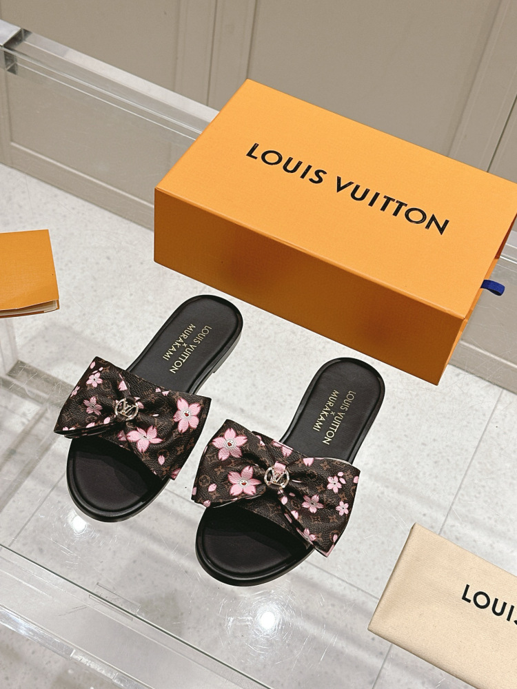 LV slipper