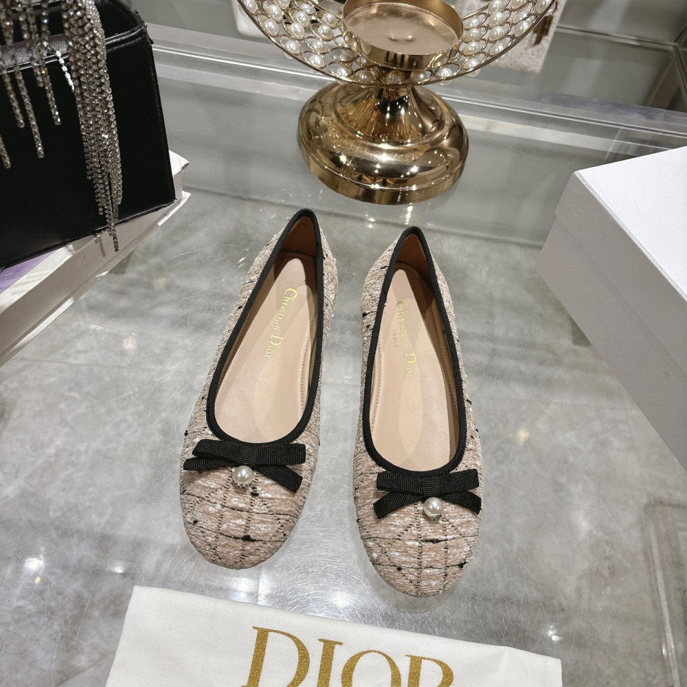Dior flats