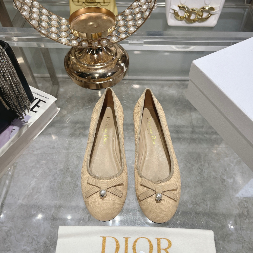 Dior flats