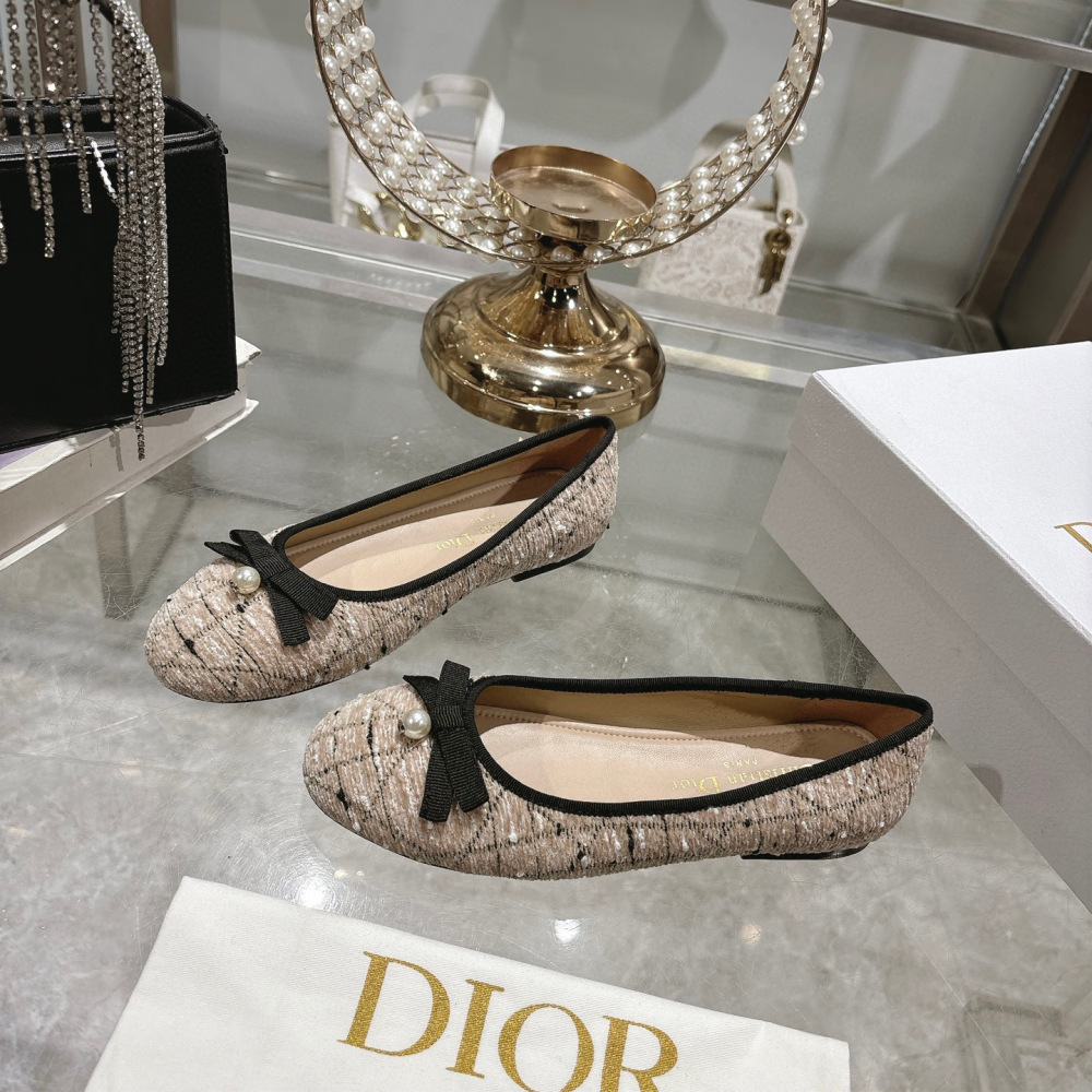 Dior flats