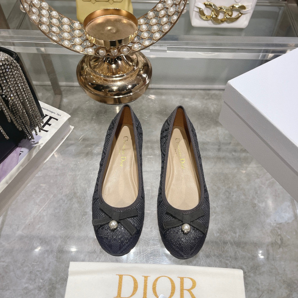 Dior flats