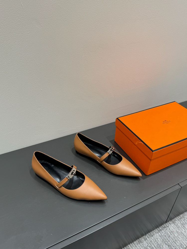 Hermes flats