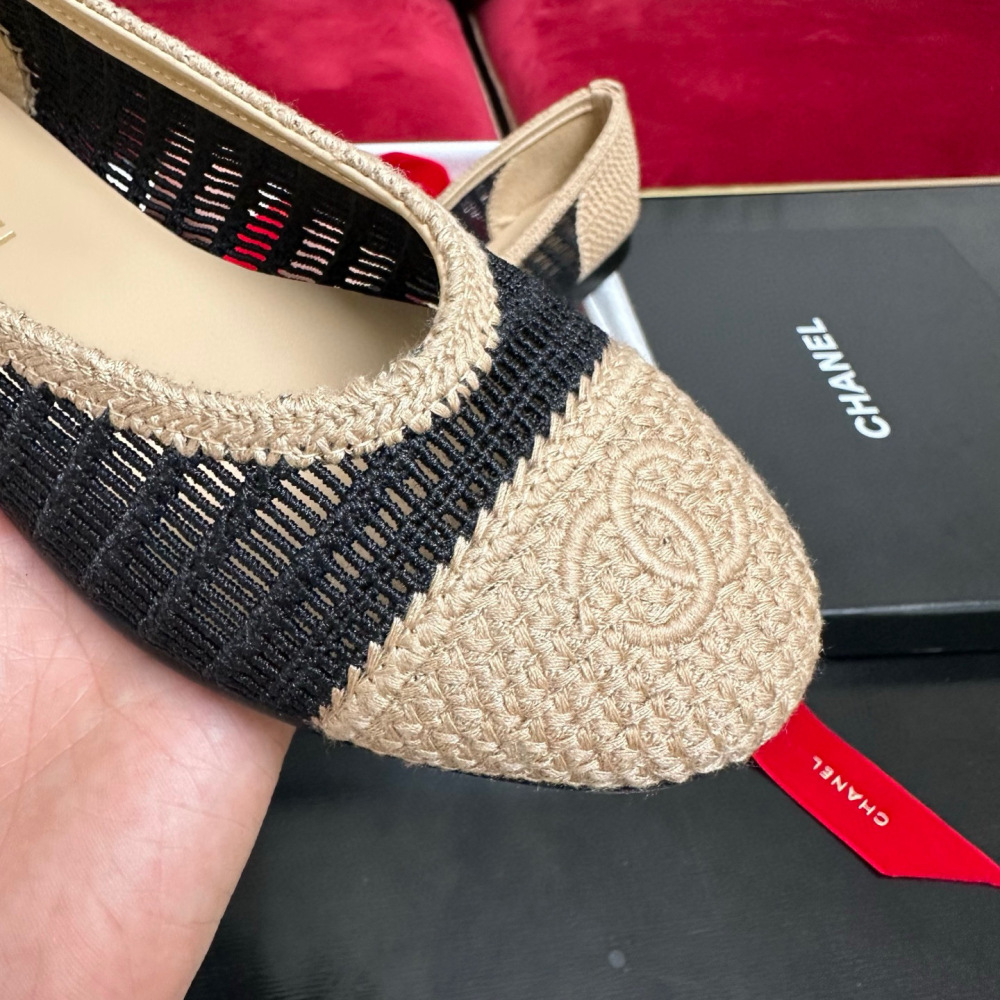 Chanel Knitted ballet flats