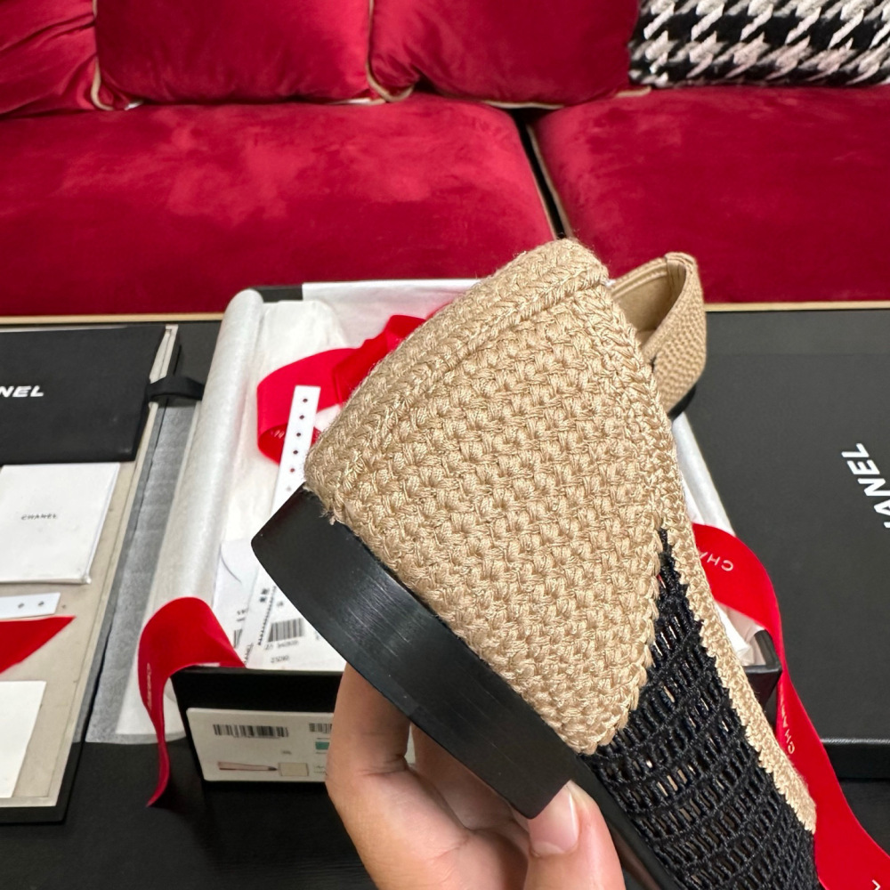 Chanel Knitted ballet flats