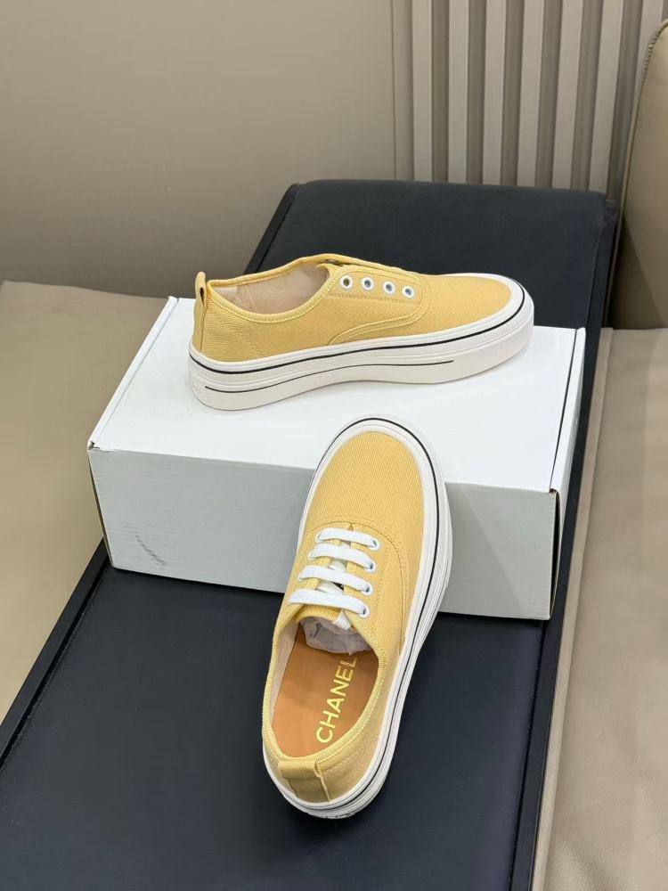 Chanel Casual thick-soled shoes