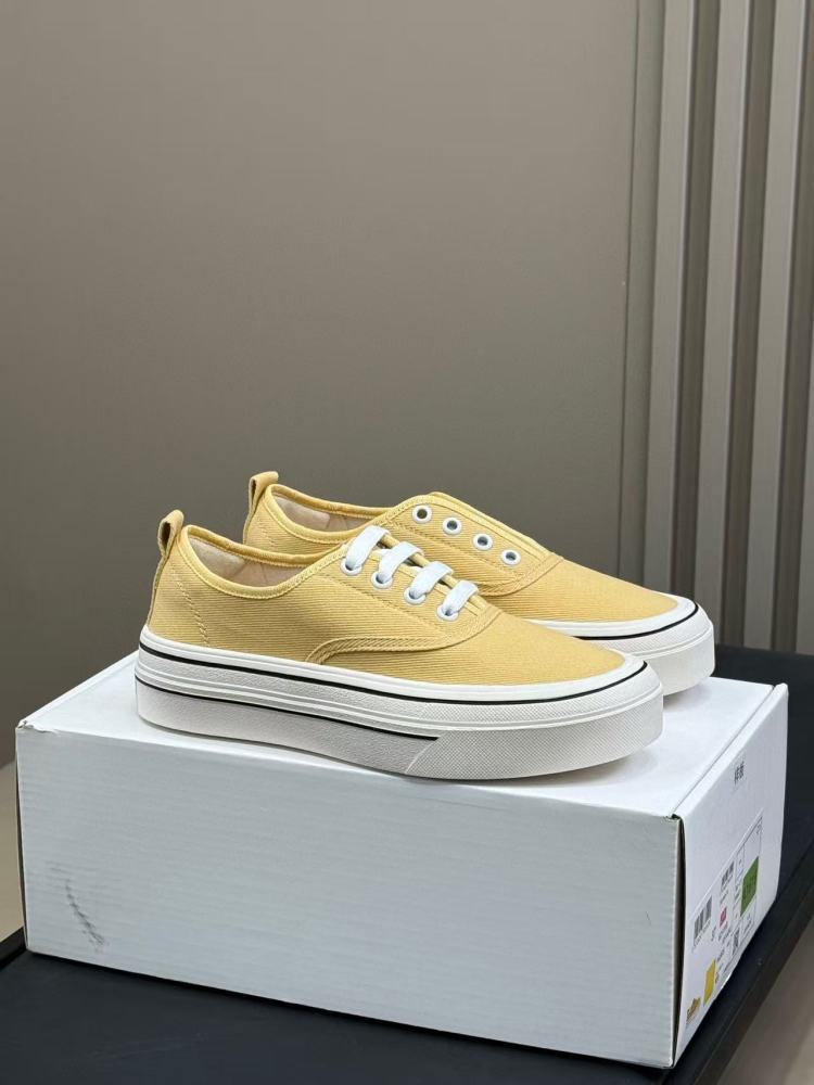 Chanel Casual thick-soled shoes