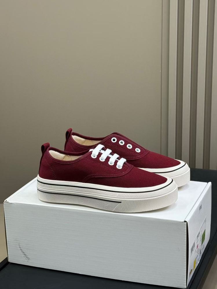 Chanel Casual thick-soled shoes