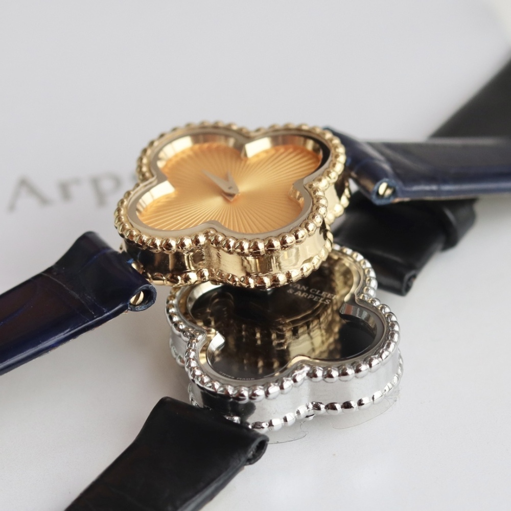 VCA 18k Gold Watch