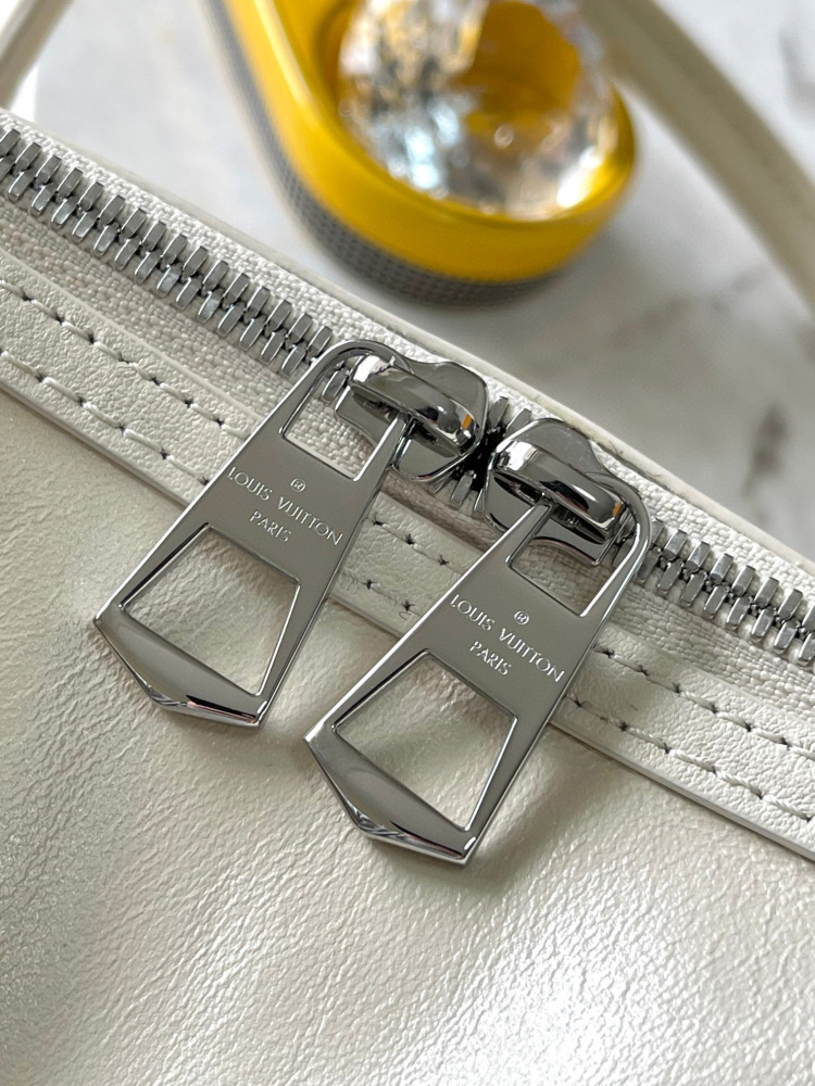 （MB）LV Speedy cargo