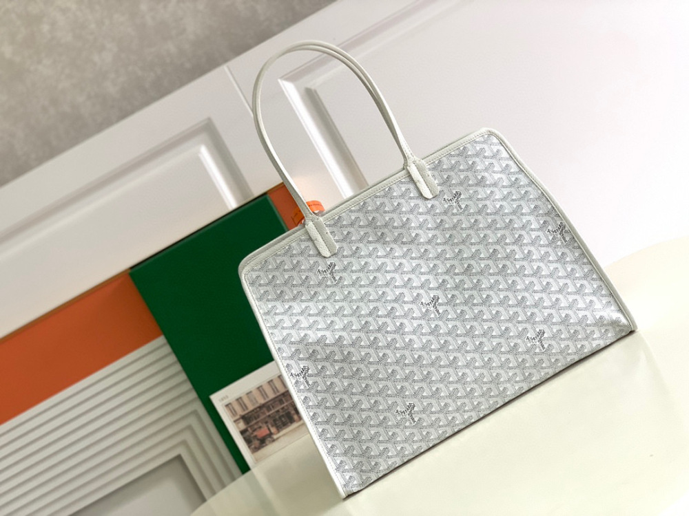 Goyard Hardy