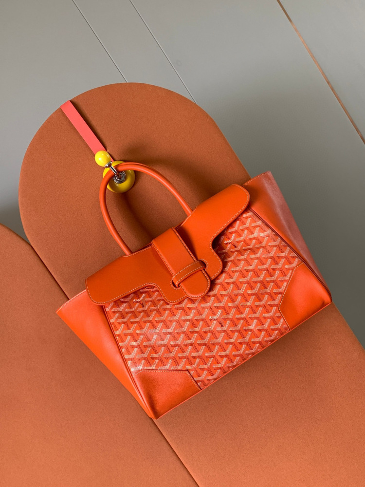 Goyard saigon tote
