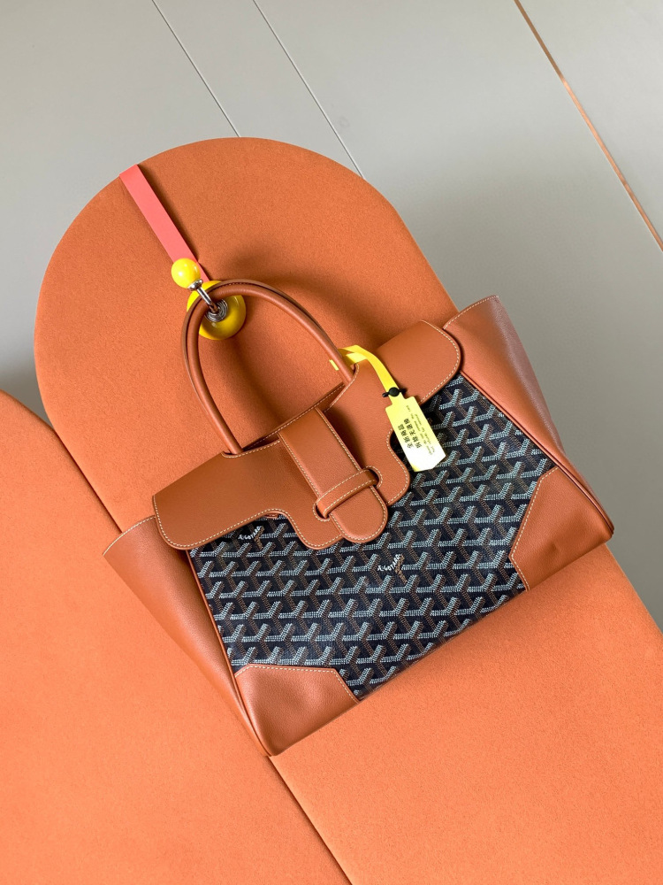 Goyard saigon tote