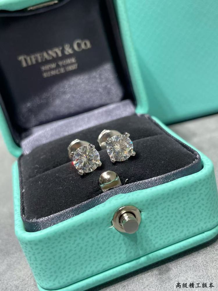 Tiffany earring