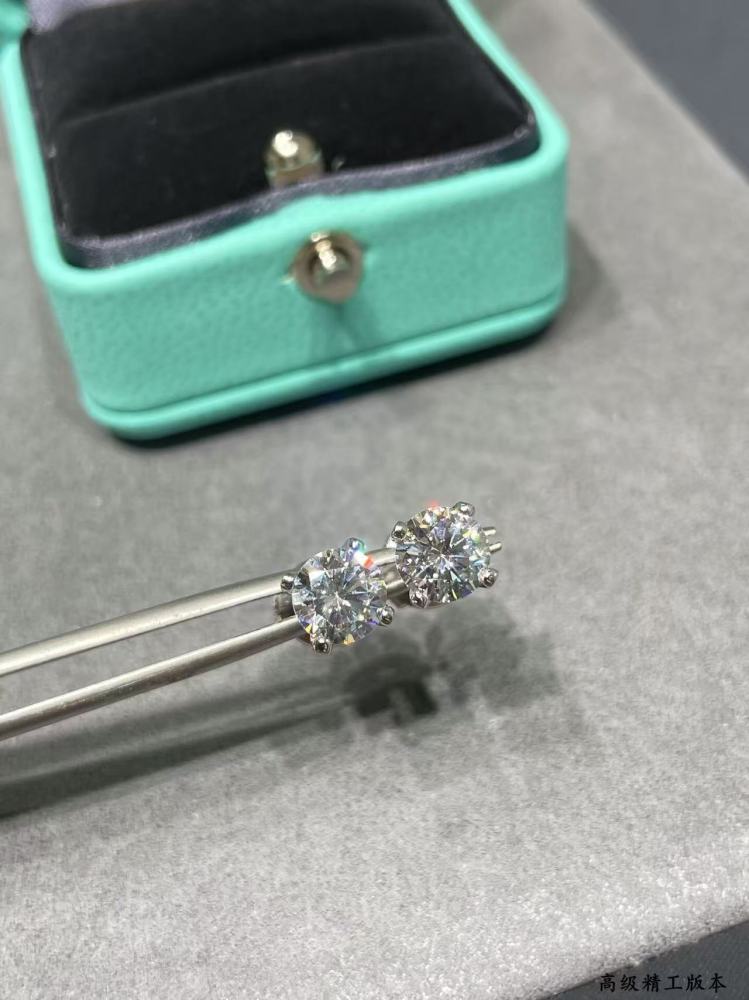 Tiffany earring