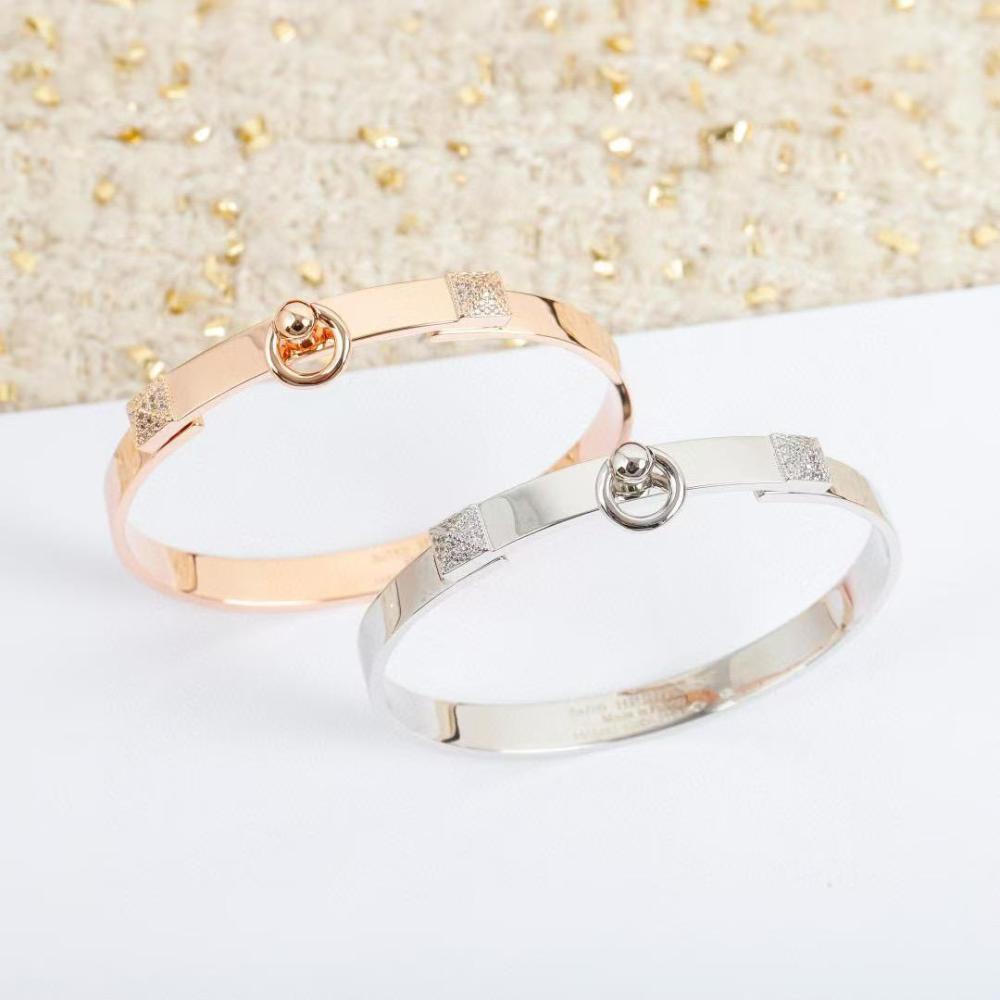 Top grade Hermes bracelet size 17