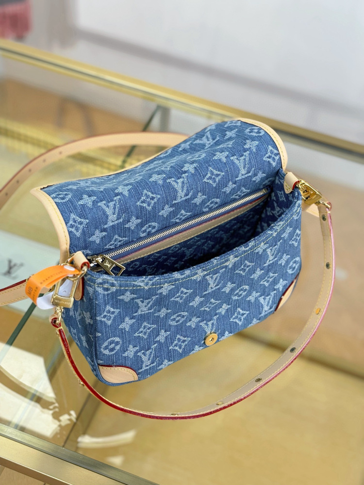 （MB) LV Diane（⚠️The actual color is lighter）