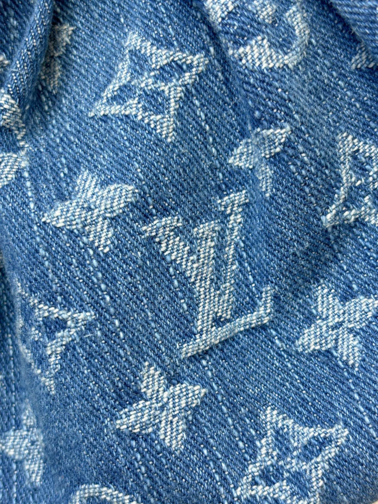 （MB) LV pochette valley（⚠️The actual color is lighter）