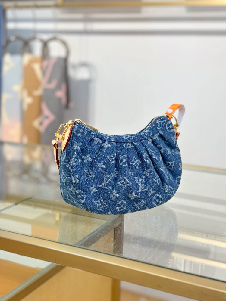 （MB) LV pochette valley（⚠️The actual color is lighter）
