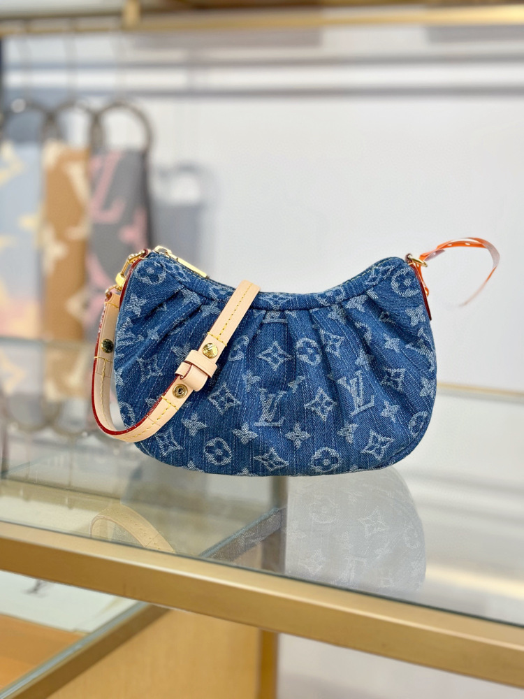 （MB) LV pochette valley（⚠️The actual color is lighter）