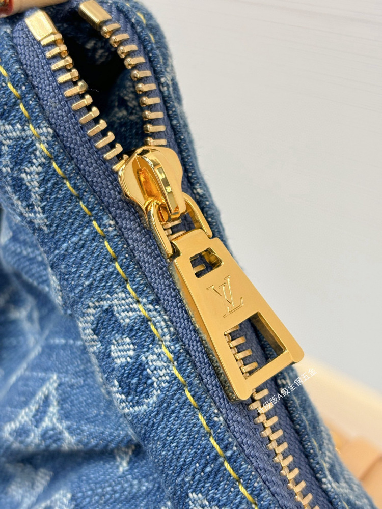 （MB) LV pochette valley（⚠️The actual color is lighter）