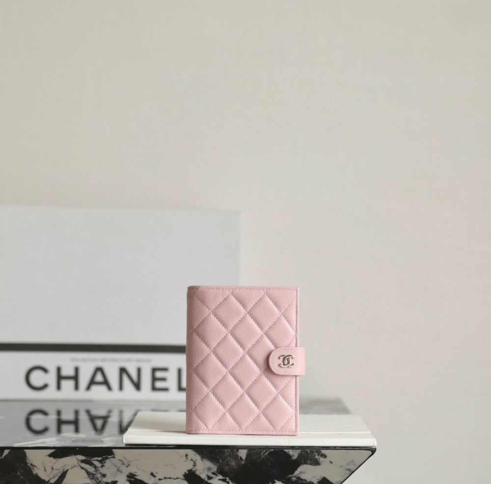 （cc）Chanel 25P passport cover wallet