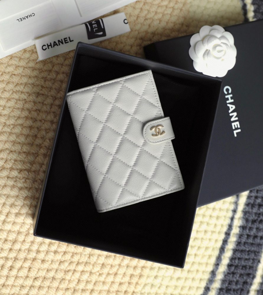 （cc）Chanel 25P passport cover wallet