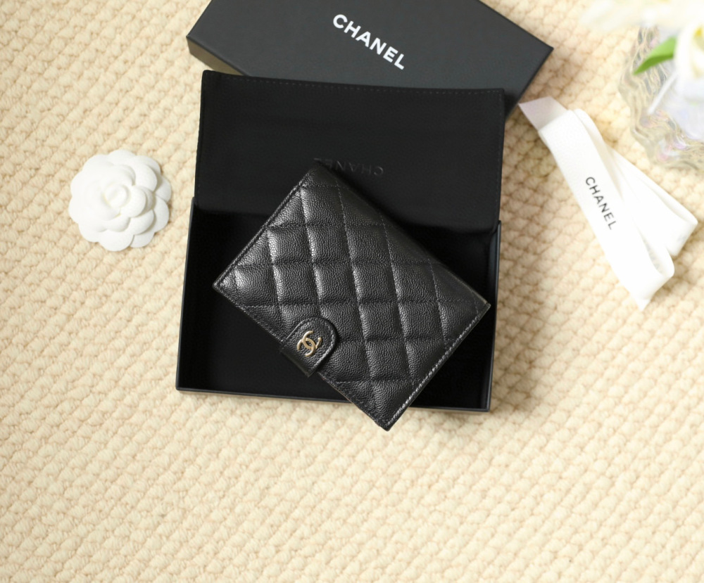（cc）Chanel 25P passport cover wallet
