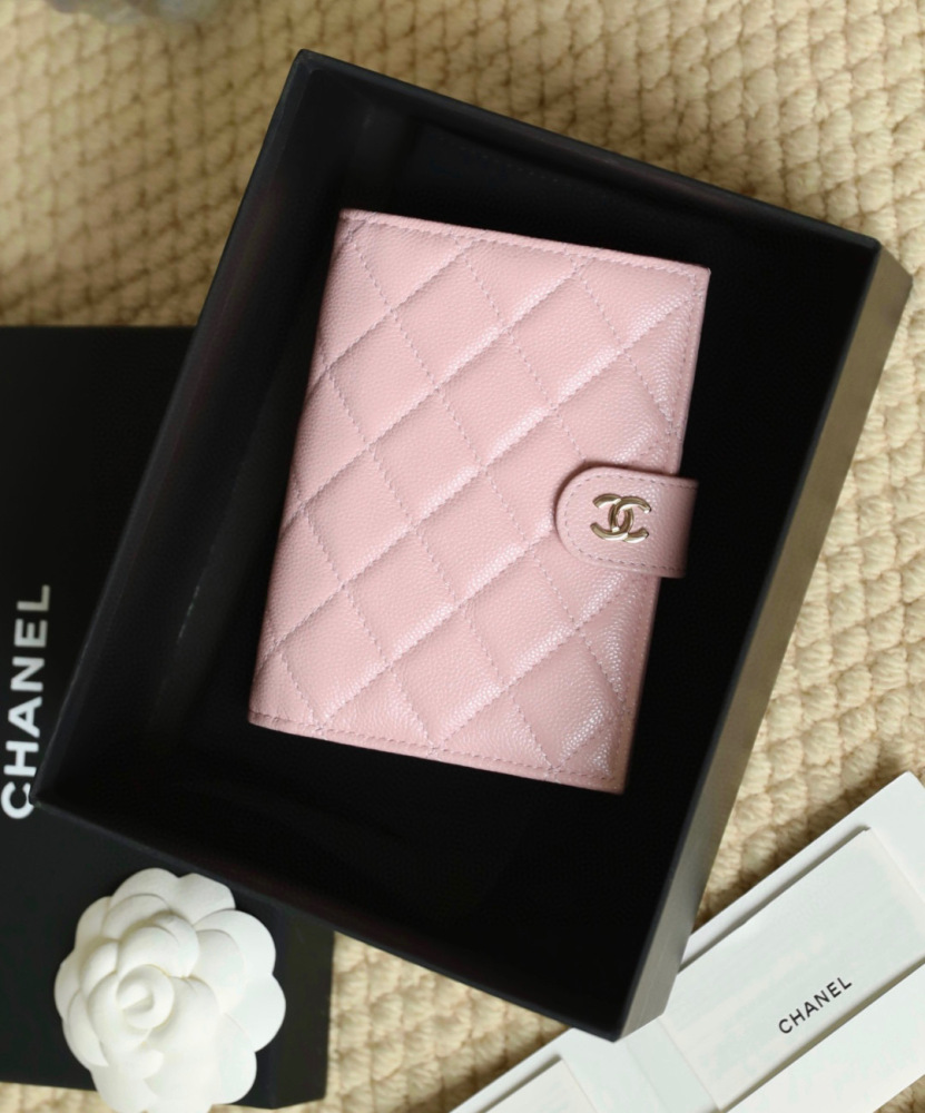 （cc）Chanel 25P passport cover wallet