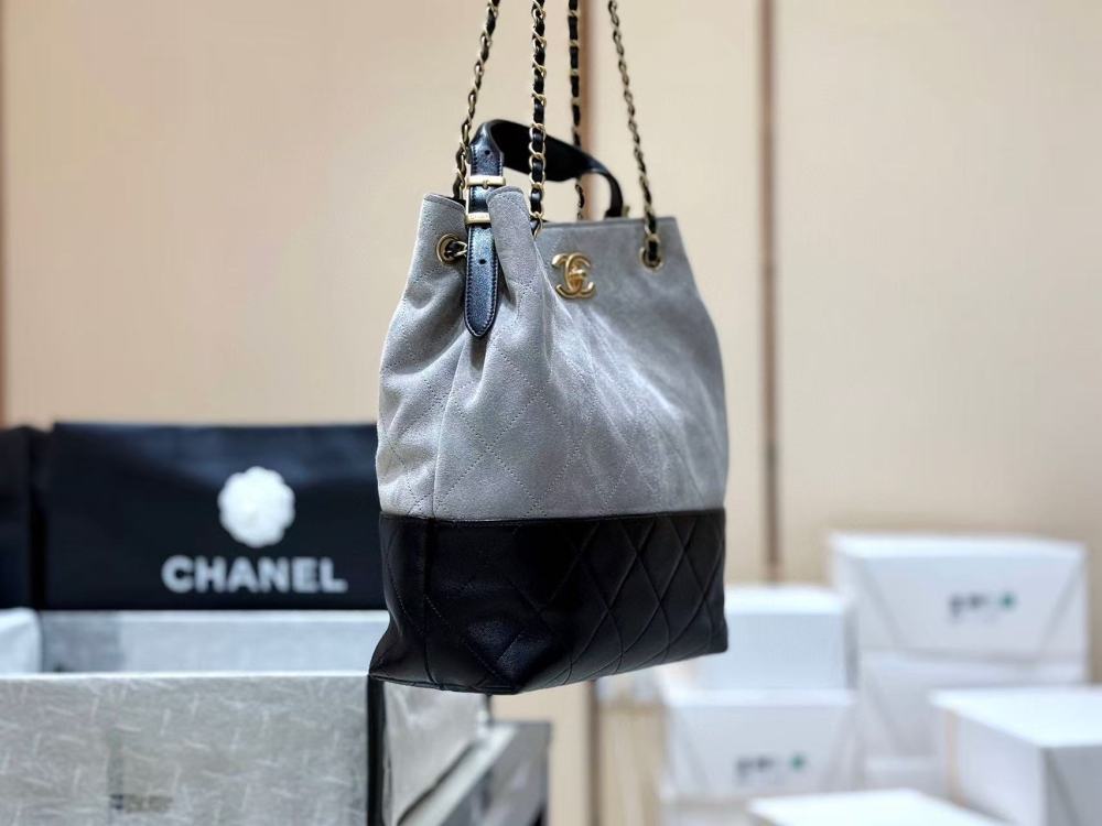 （cc）Chanel 25A hobo