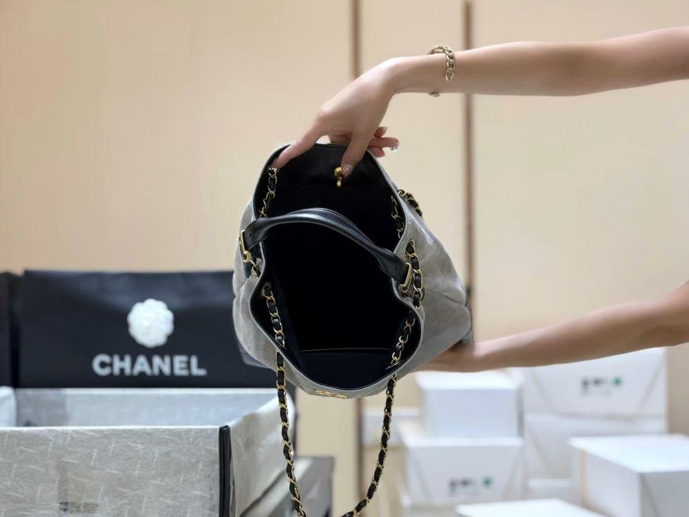 （cc）Chanel 25A hobo