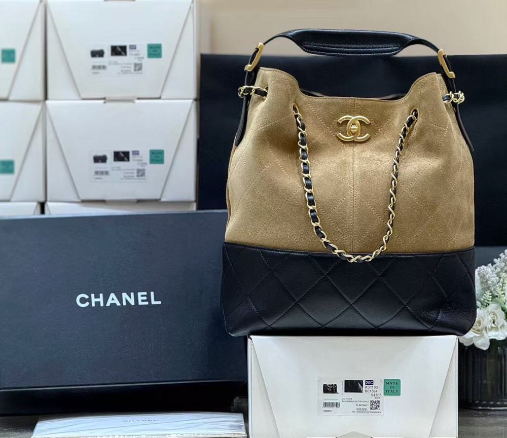 （cc）Chanel 25A hobo