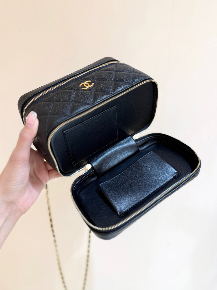 （cc）Chanel 25A vanity