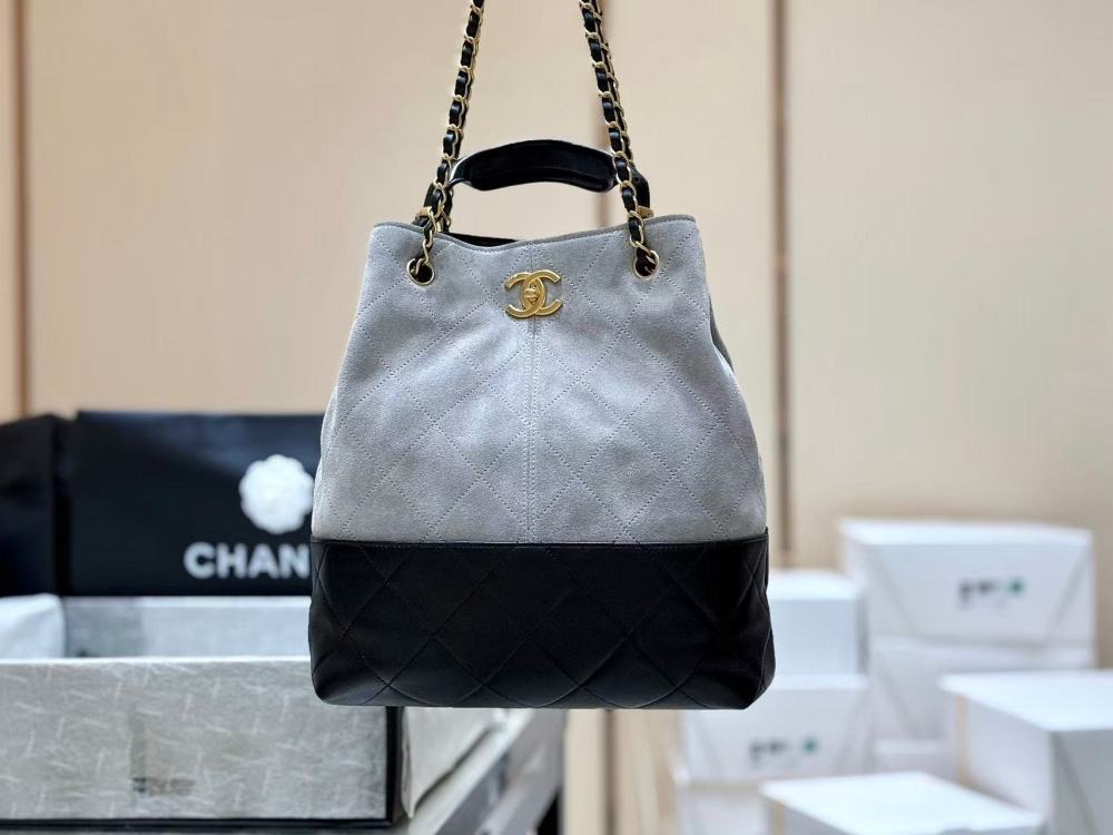 （cc）Chanel 25A hobo