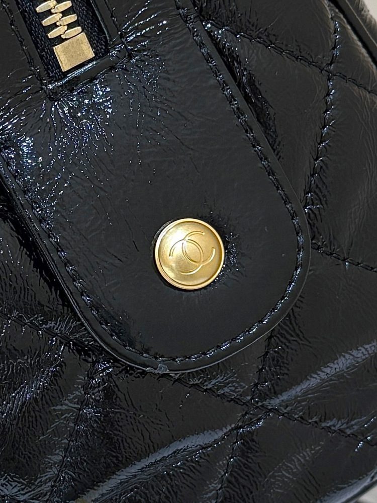 （cc）Chanel 25A Boston bag