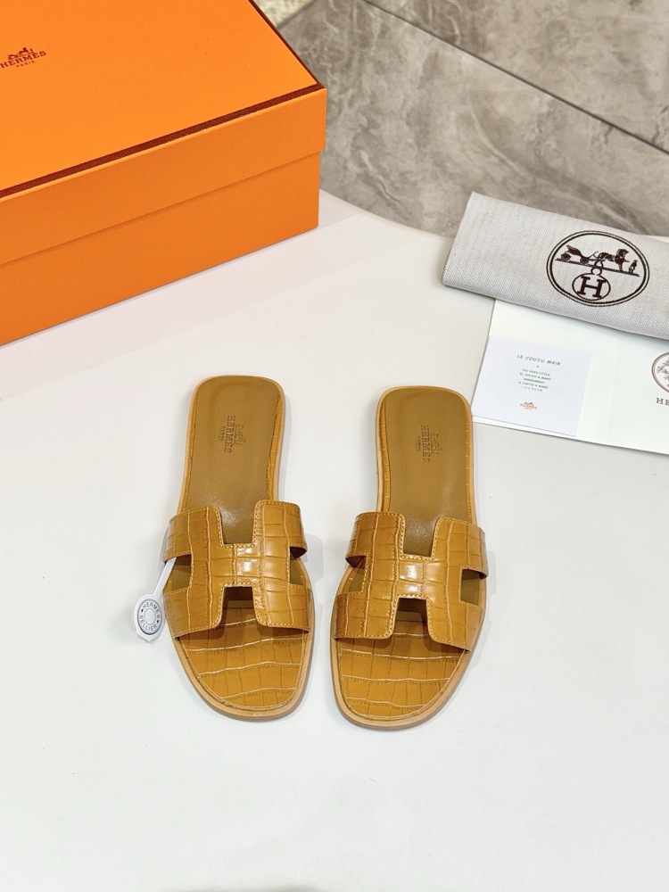 H Oran sandal