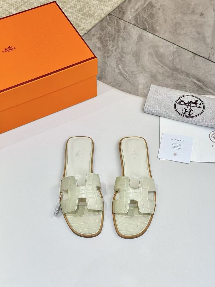 H Oran sandal