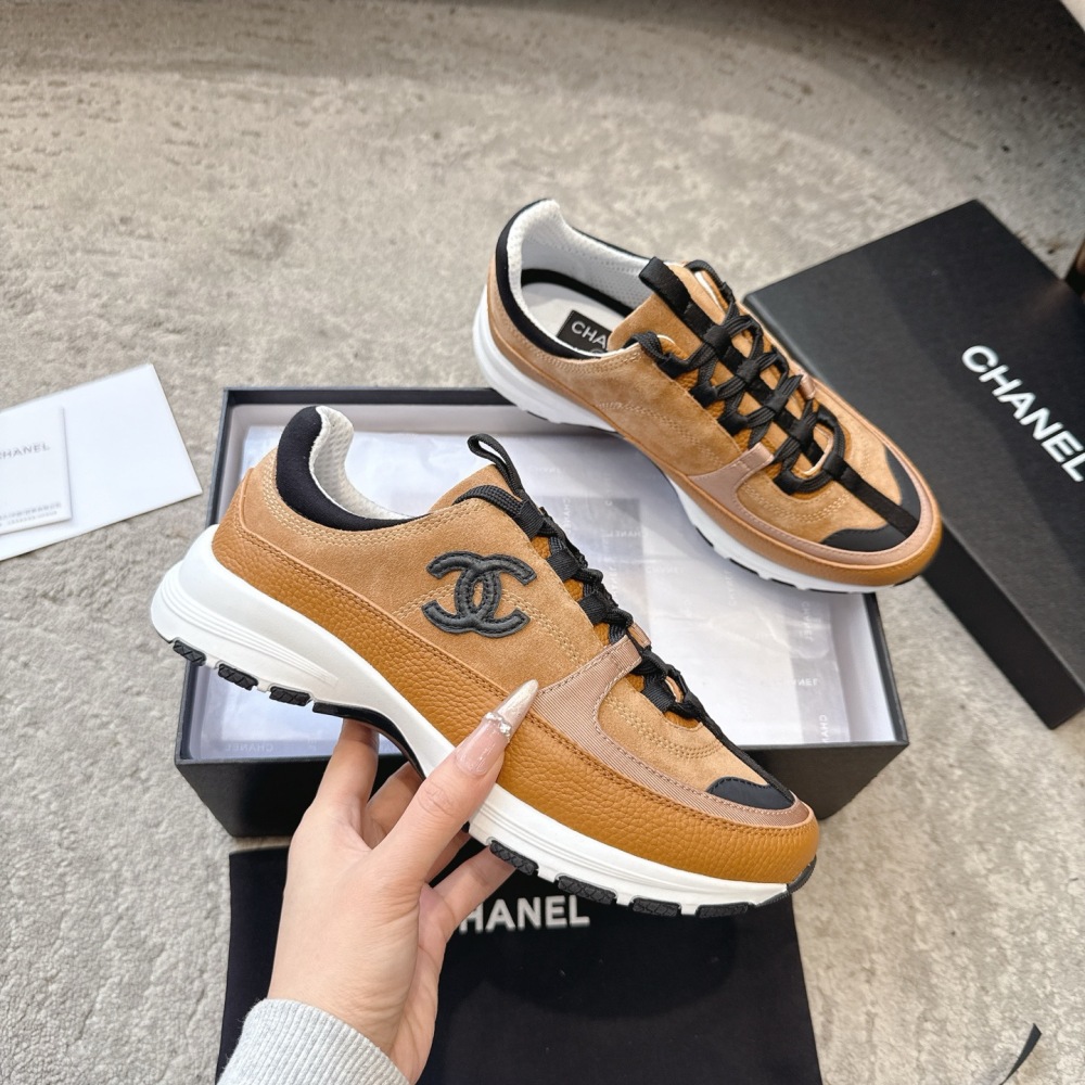 Chanel sneaker